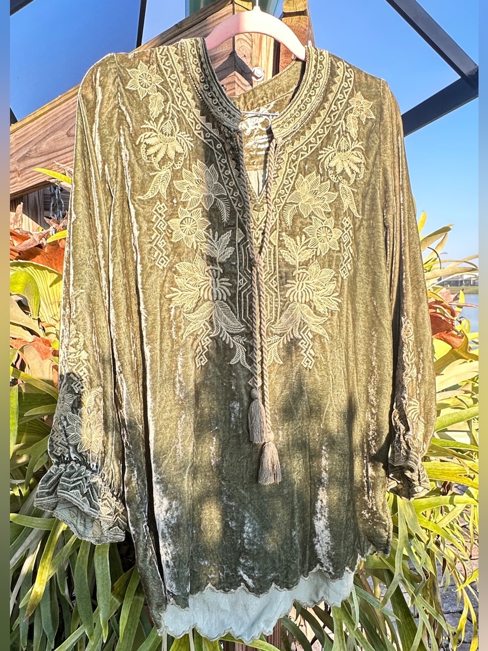 Kyla Seo Olive Green Silk Blend Velvet Embroidered Tunic Blouse Small Boho